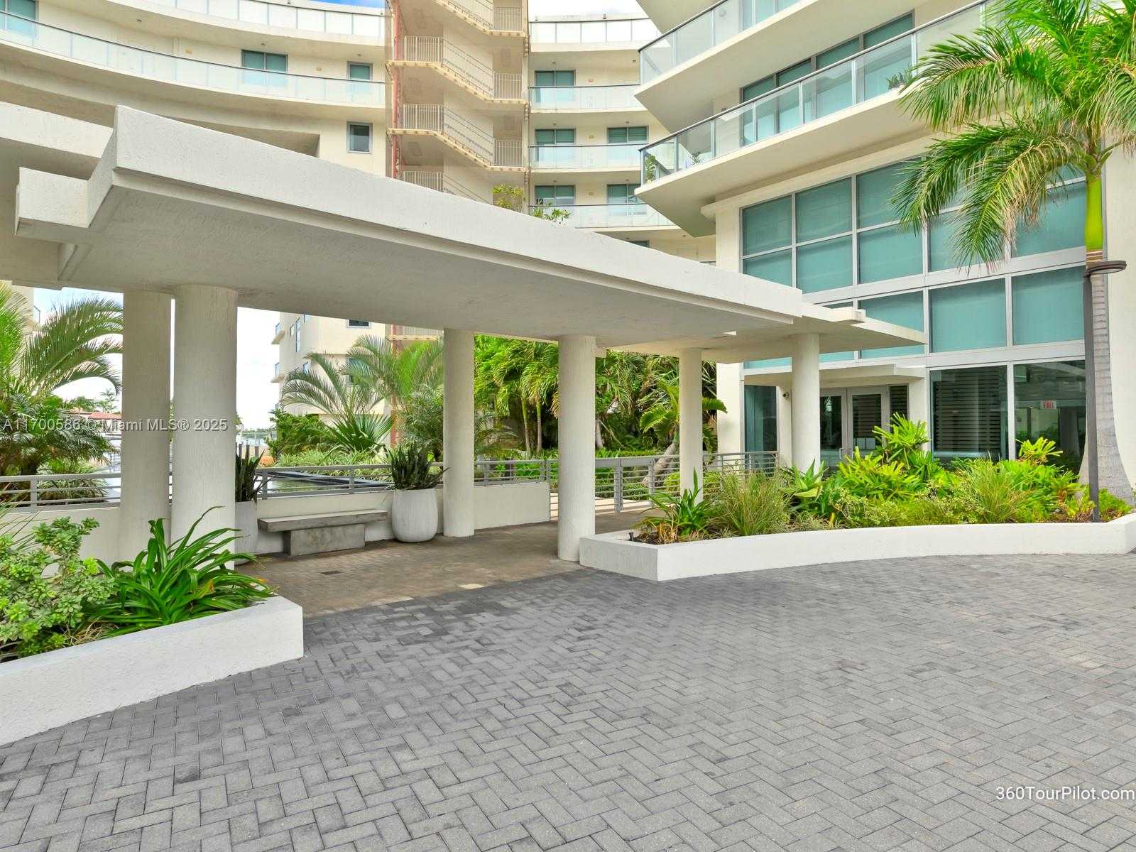 Small Image of 6620 INDIAN CREEK DR #613, Miami Beach Number 35