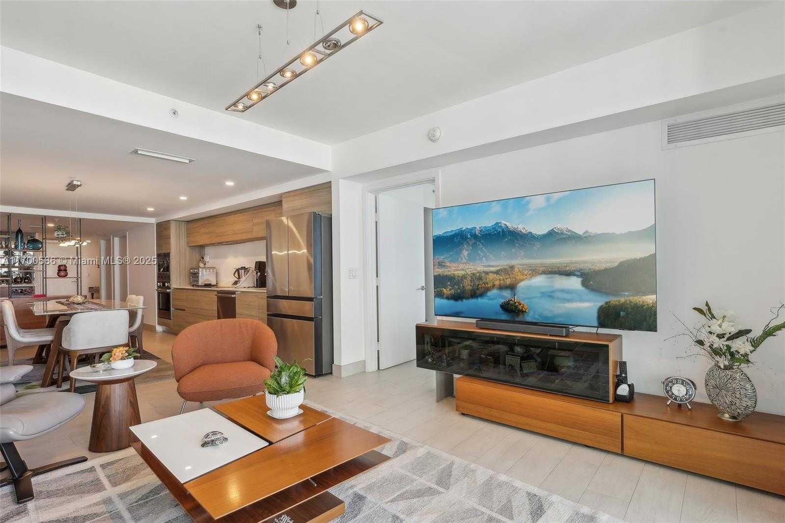 Small Image of 6620 INDIAN CREEK DR #613, Miami Beach Number 50