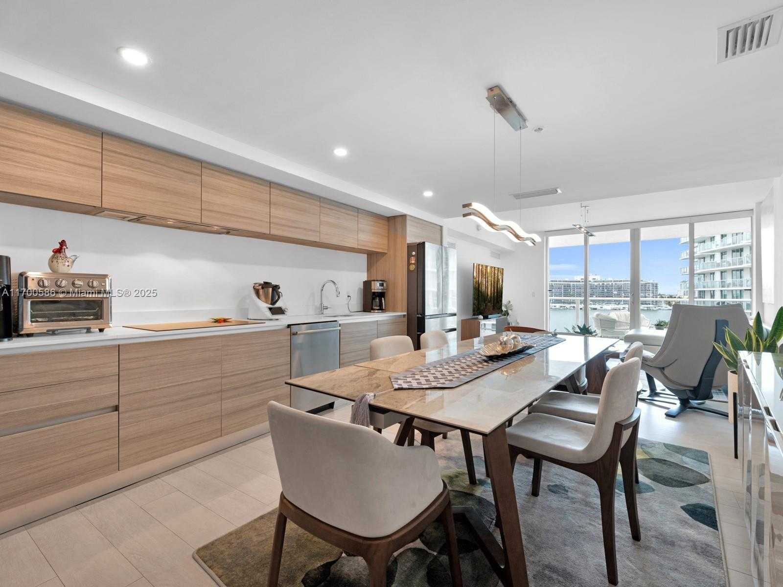 Small Image of 6620 INDIAN CREEK DR #613, Miami Beach Number 8
