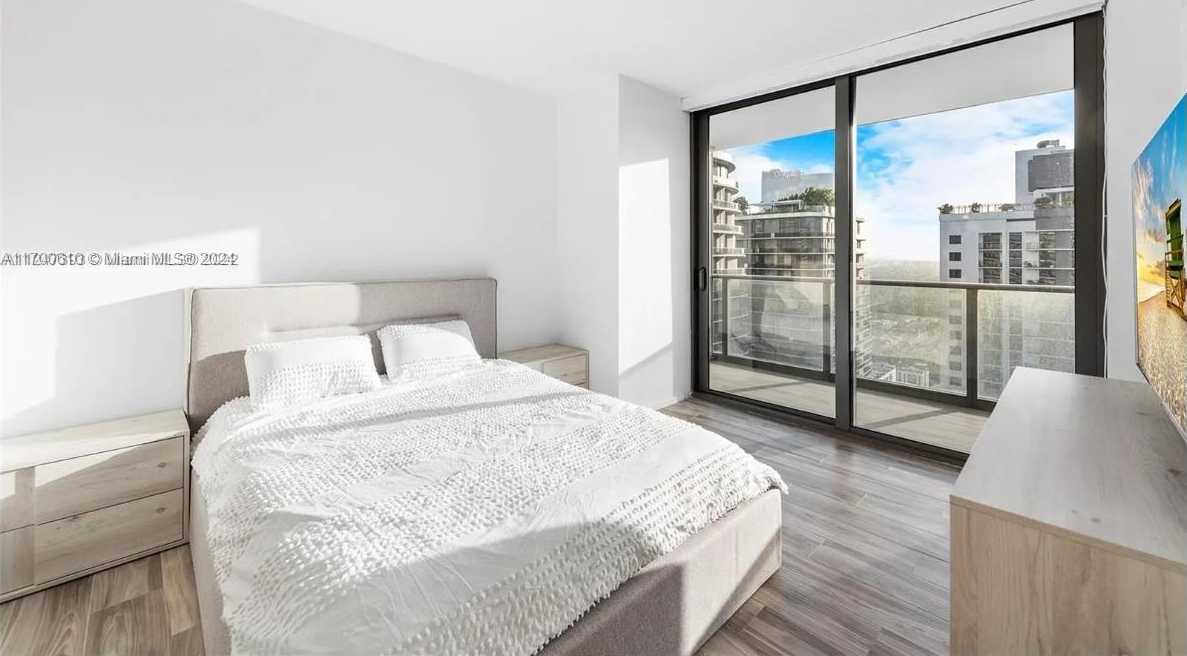 Small Image of 801 SOUTH MIAMI AVE #4509, Miami Number 17