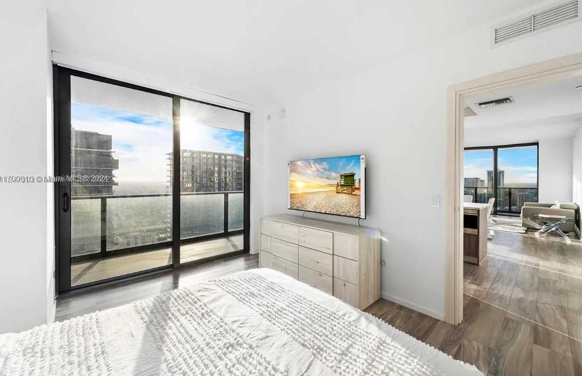 Small Image of 801 SOUTH MIAMI AVE #4509, Miami Number 19