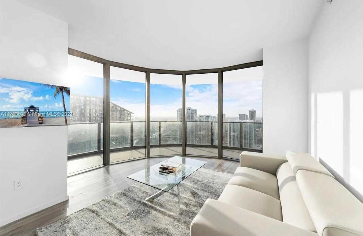 Small Image of 801 SOUTH MIAMI AVE #4509, Miami Number 2