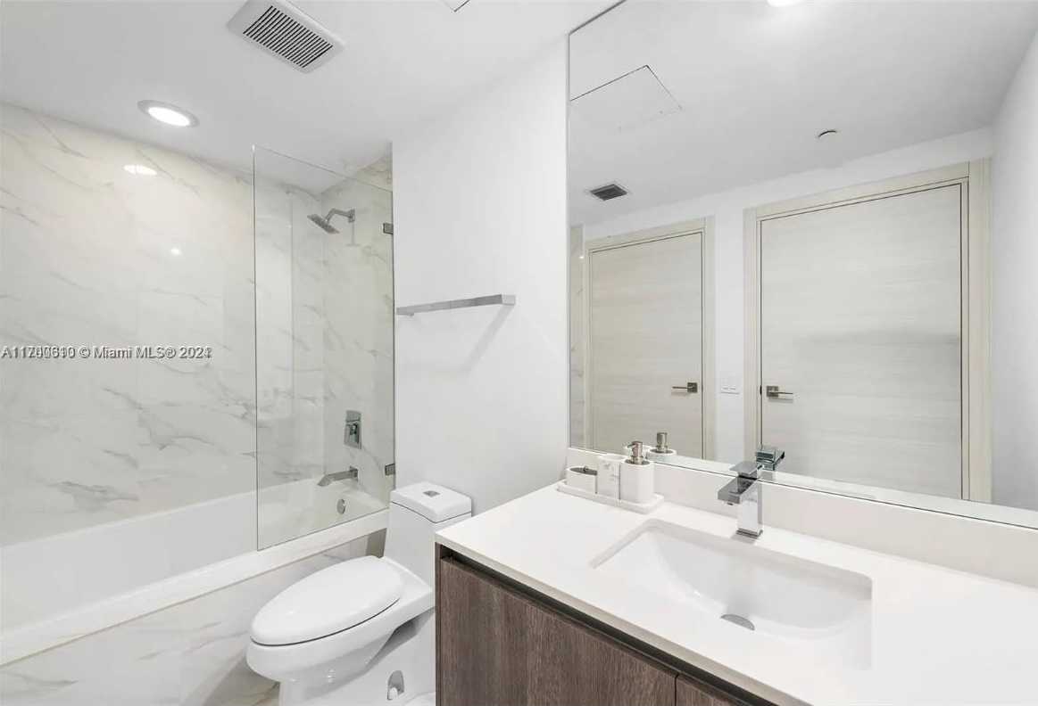 Small Image of 801 SOUTH MIAMI AVE #4509, Miami Number 21