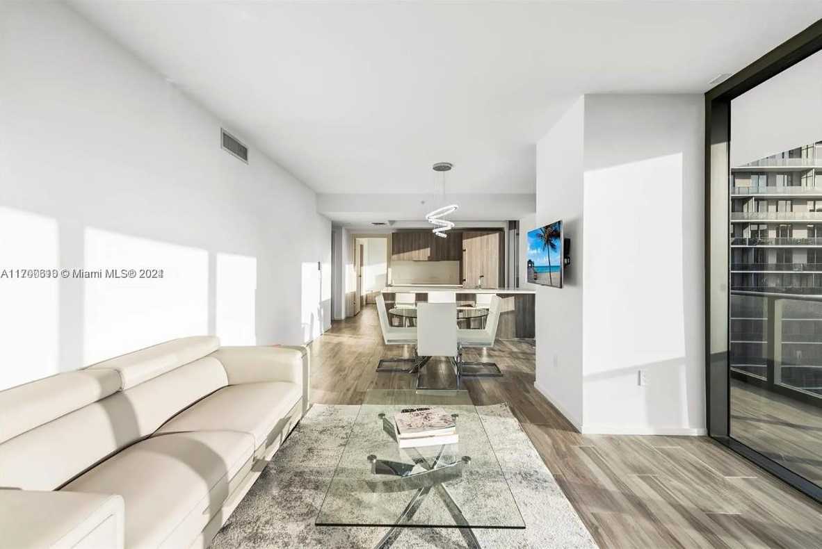Small Image of 801 SOUTH MIAMI AVE #4509, Miami Number 3