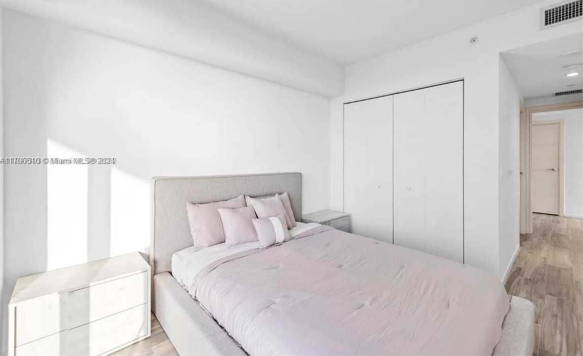 Small Image of 801 SOUTH MIAMI AVE #4509, Miami Number 34