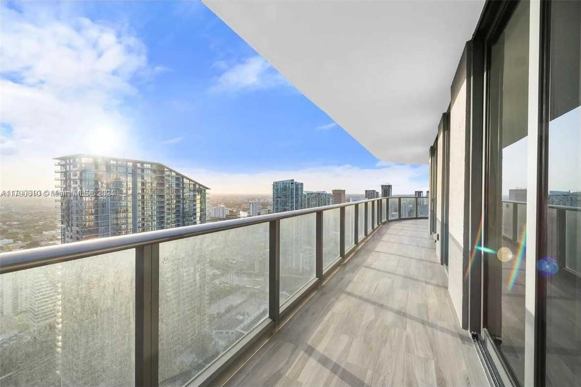 Small Image of 801 SOUTH MIAMI AVE #4509, Miami Number 35