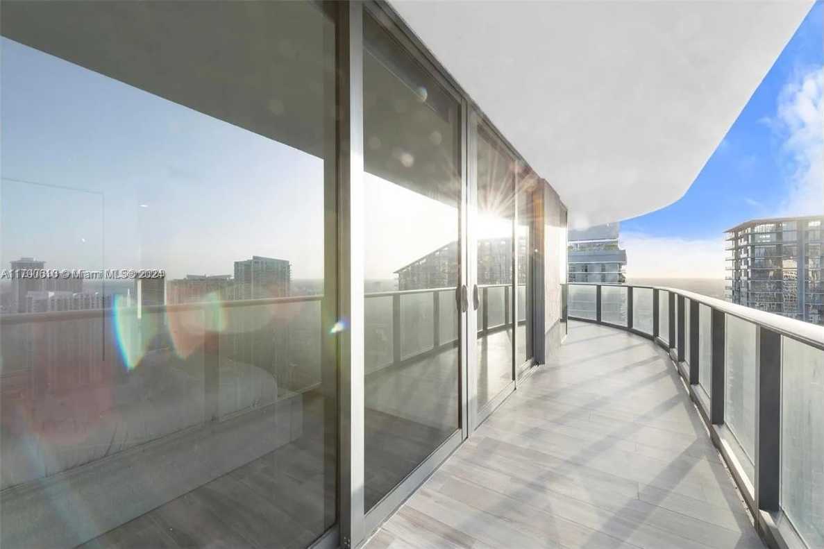 Small Image of 801 SOUTH MIAMI AVE #4509, Miami Number 41
