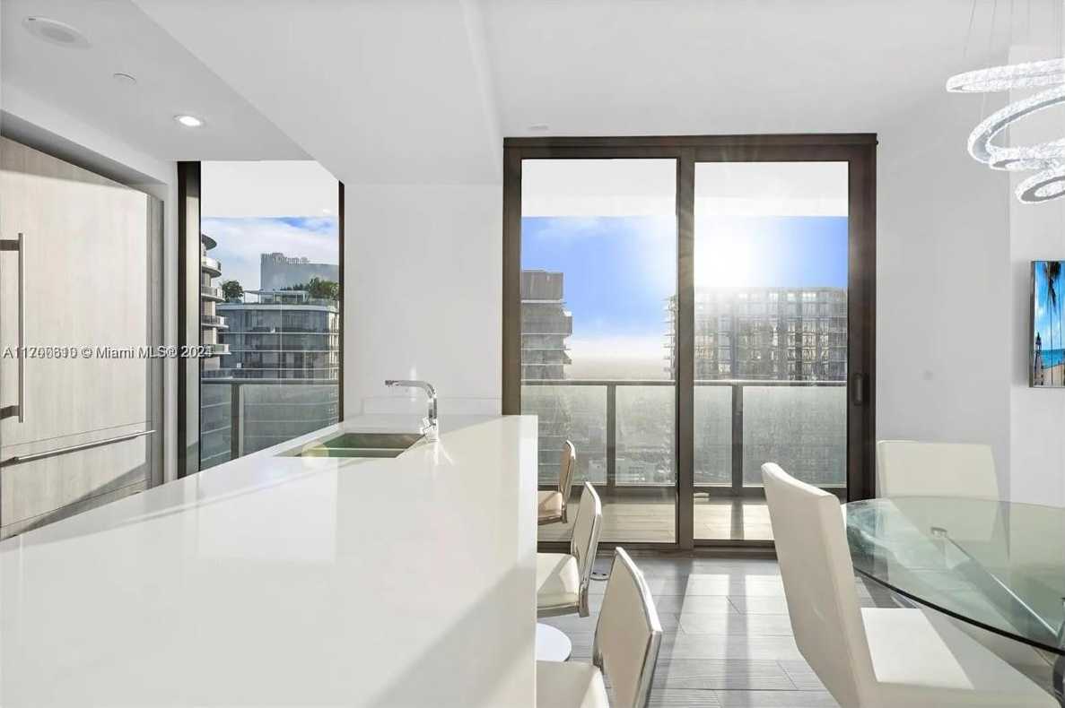 Small Image of 801 SOUTH MIAMI AVE #4509, Miami Number 8