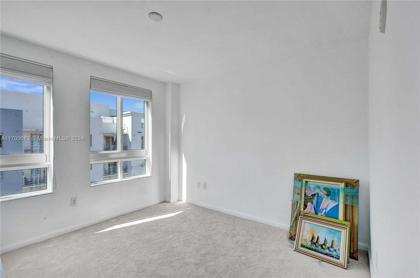 Small Image of 7355 SW 89th St, Miami, FL 33156, USA Number 15