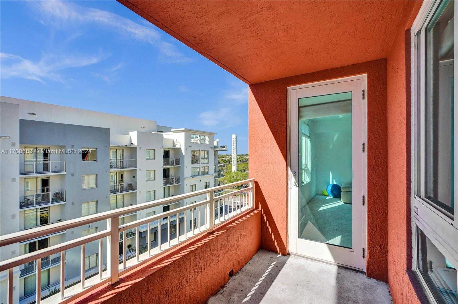 Small Image of 7355 SW 89th St, Miami, FL 33156, USA Number 35