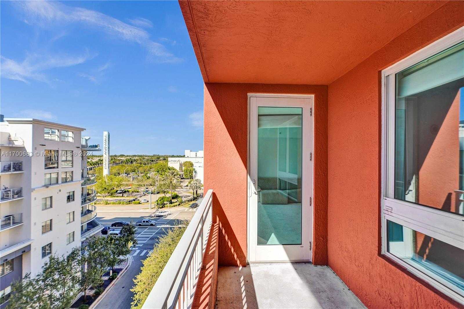 Small Image of 7355 SW 89th St, Miami, FL 33156, USA Number 36