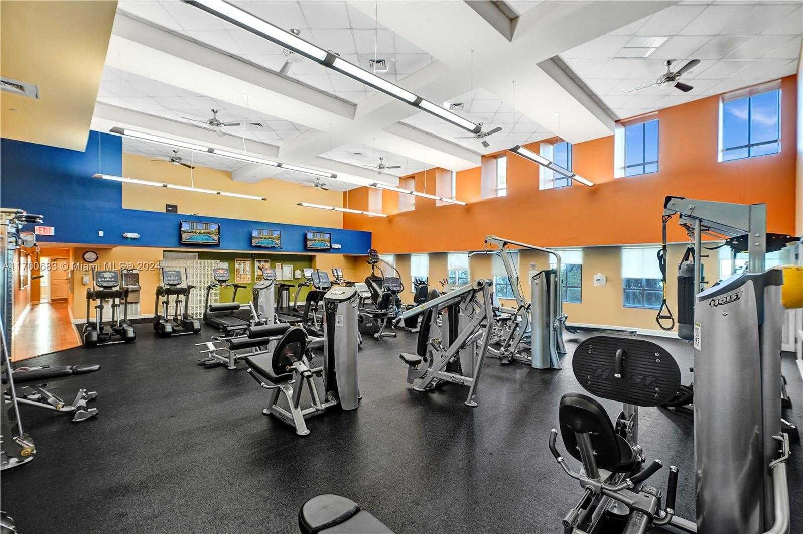 Small Image of 7355 SW 89th St, Miami, FL 33156, USA Number 47