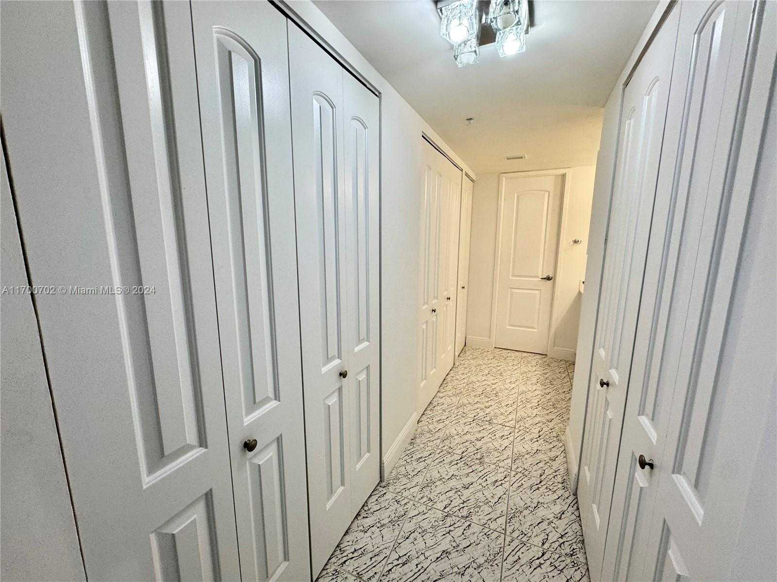 Small Image of 210 174th St, Sunny Isles Beach, FL 33160, USA Number 22