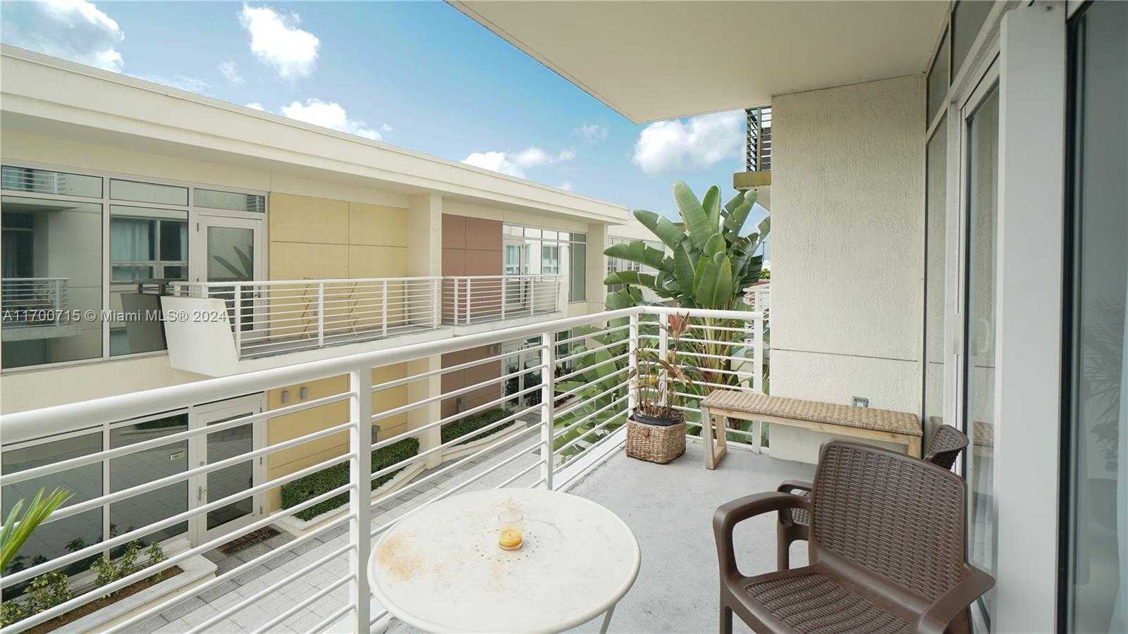 Small Image of 3250 NE 1st Ave, Miami, FL 33137, USA Number 13