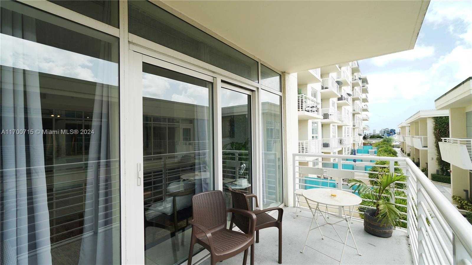 Small Image of 3250 NE 1st Ave, Miami, FL 33137, USA Number 15
