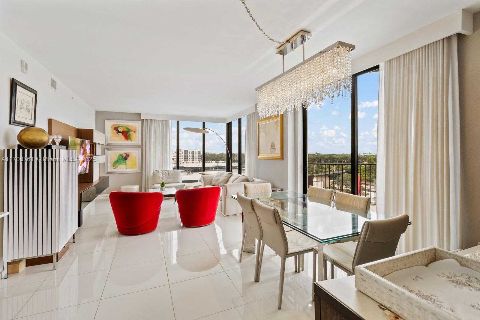 Small Image of 5300 PASEO BLVD #502, Doral Number 2