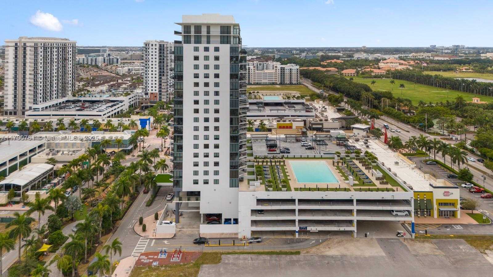 Small Image of 5300 PASEO BLVD #502, Doral Number 23