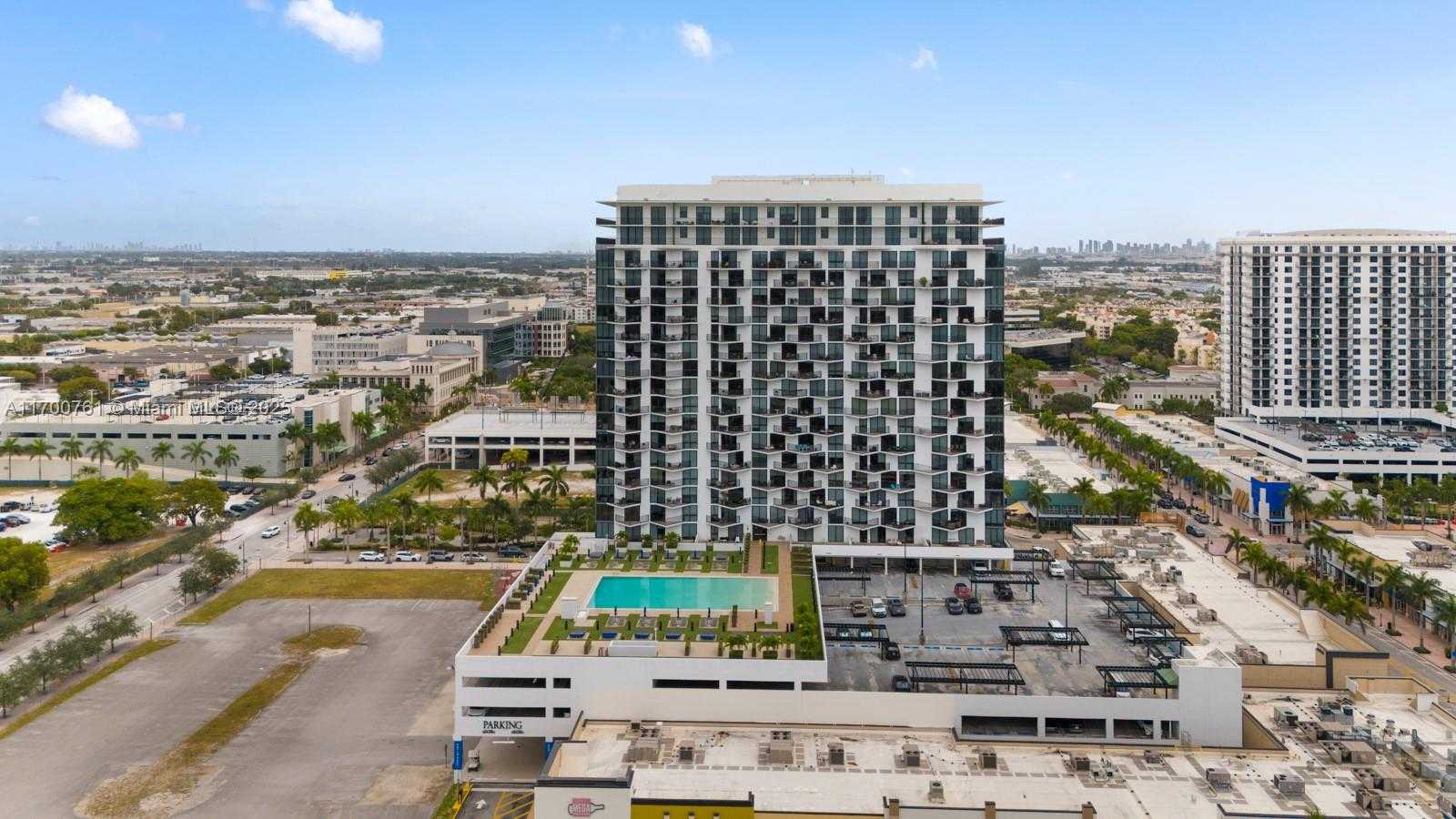 Small Image of 5300 PASEO BLVD #502, Doral Number 26