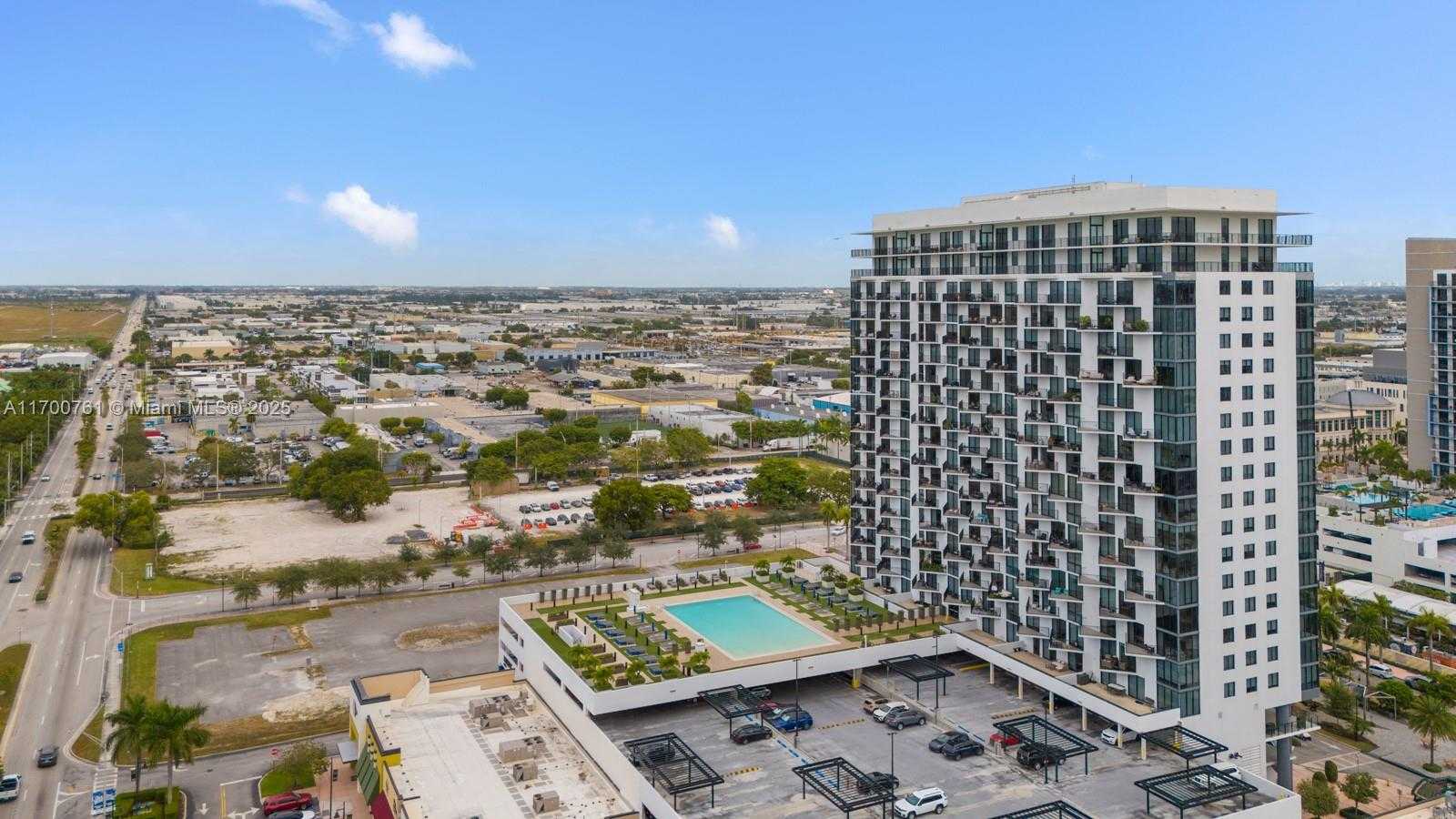 Small Image of 5300 PASEO BLVD #502, Doral Number 27