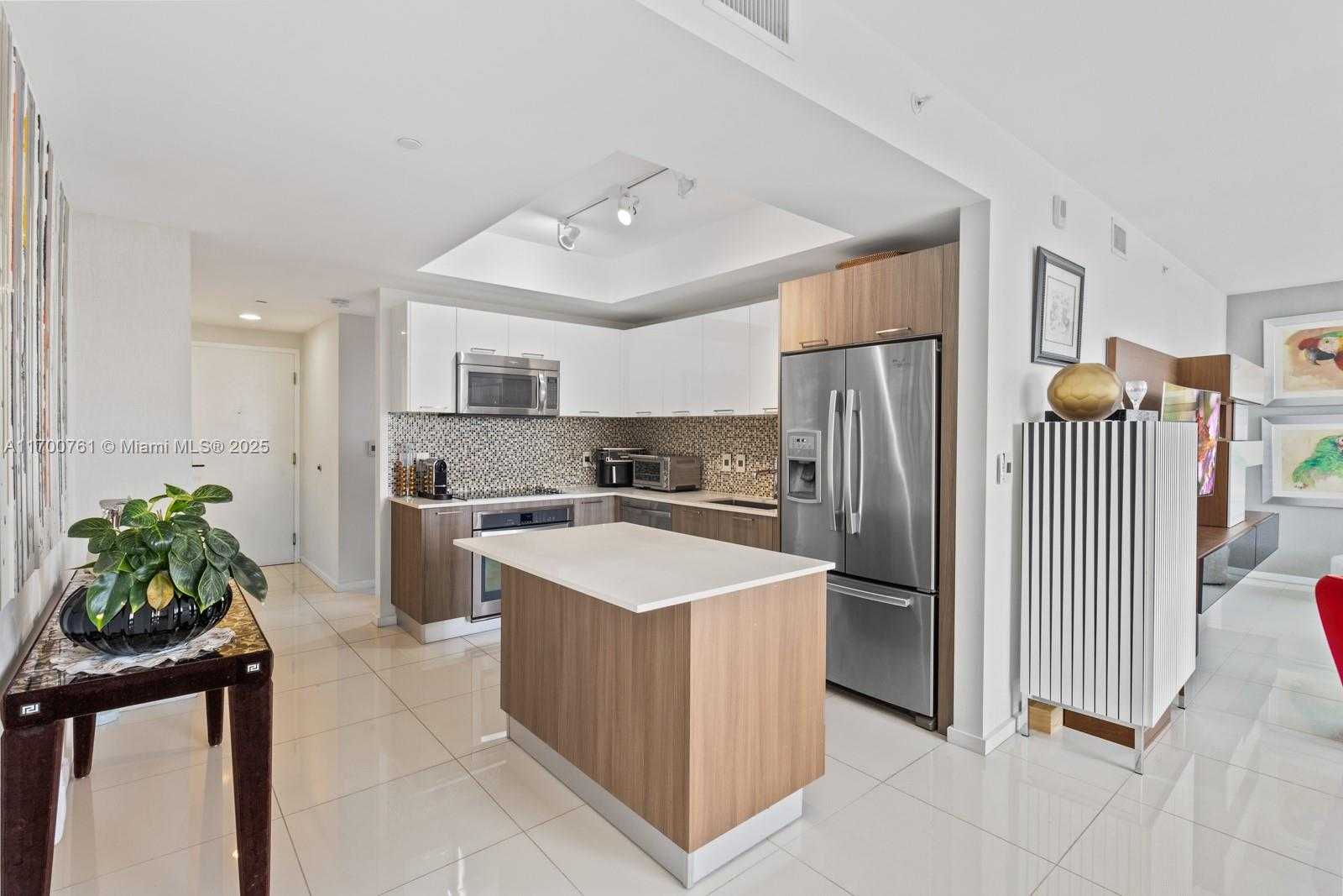 Small Image of 5300 PASEO BLVD #502, Doral Number 3