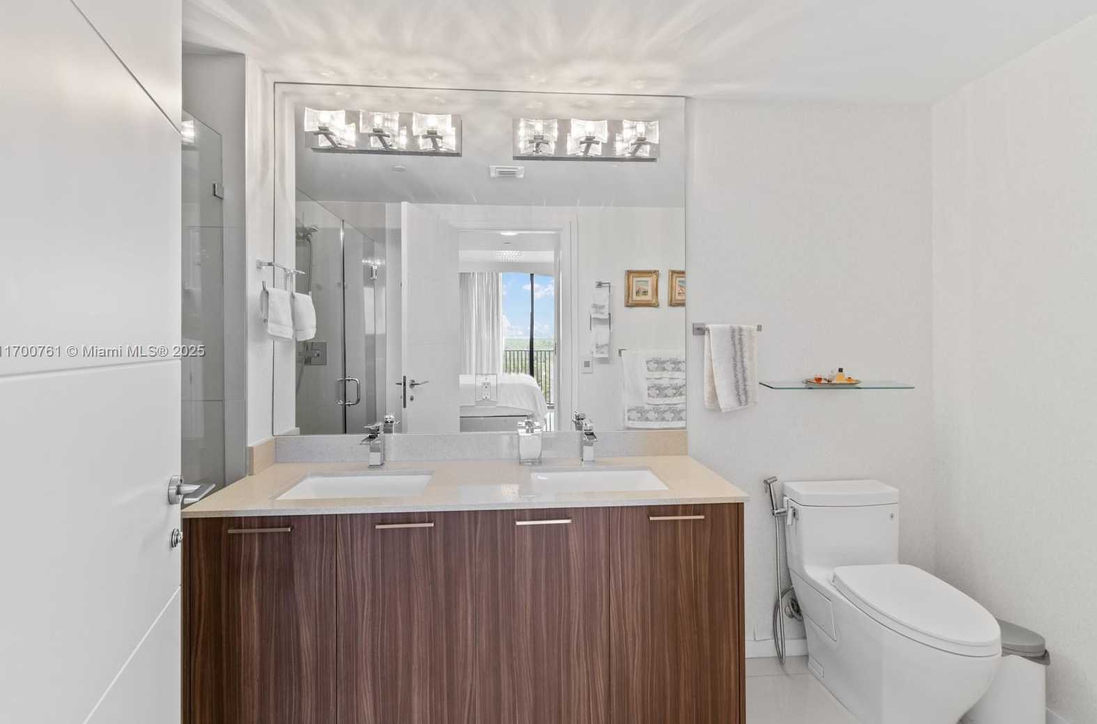 Small Image of 5300 PASEO BLVD #502, Doral Number 33