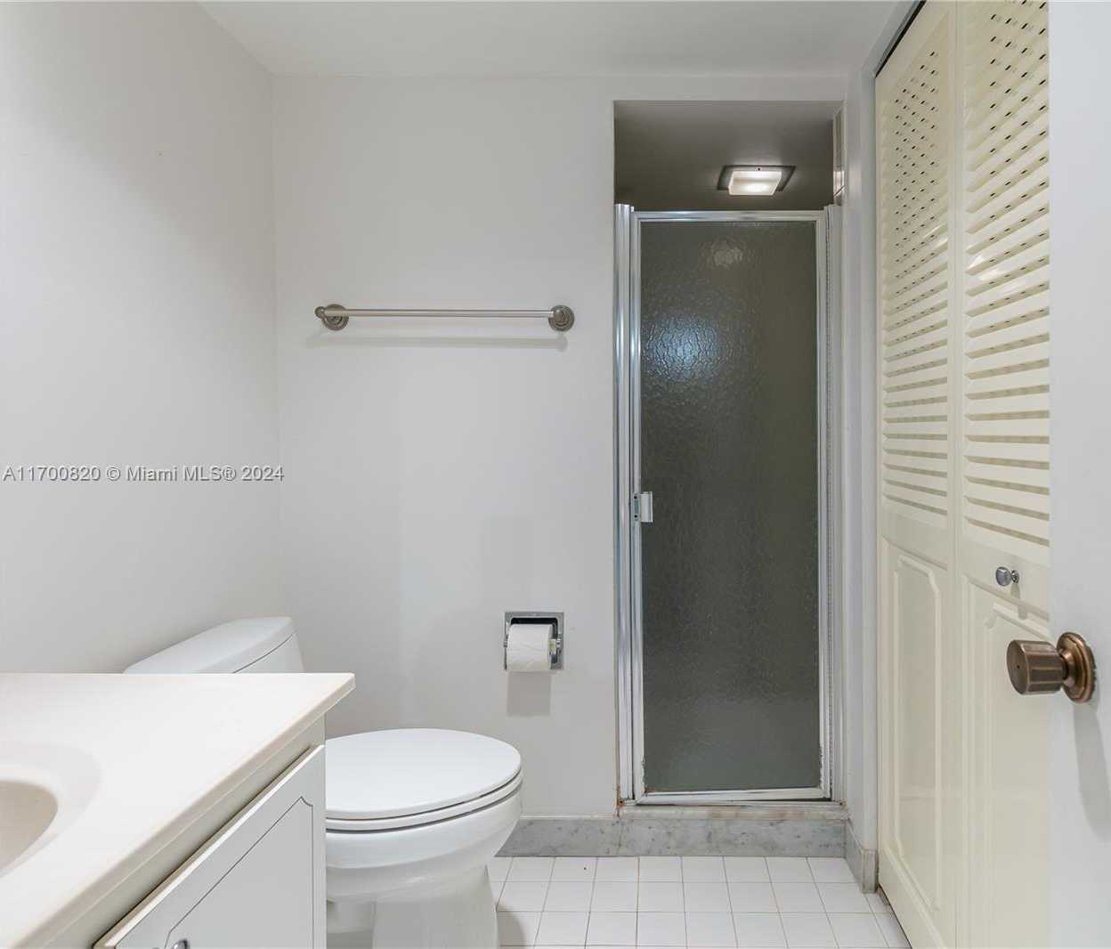 Small Image of 1865 SOUTH OCEAN DR #16J, Hallandale Beach Number 28