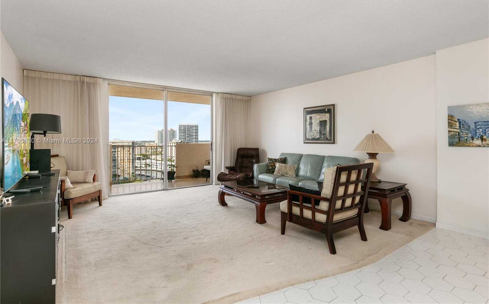Small Image of 1865 SOUTH OCEAN DR #16J, Hallandale Beach Number 3