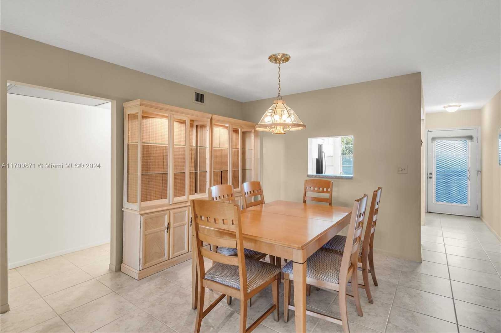 Small Image of 2101 LUCAYA BND #K4, Coconut Creek Number 11