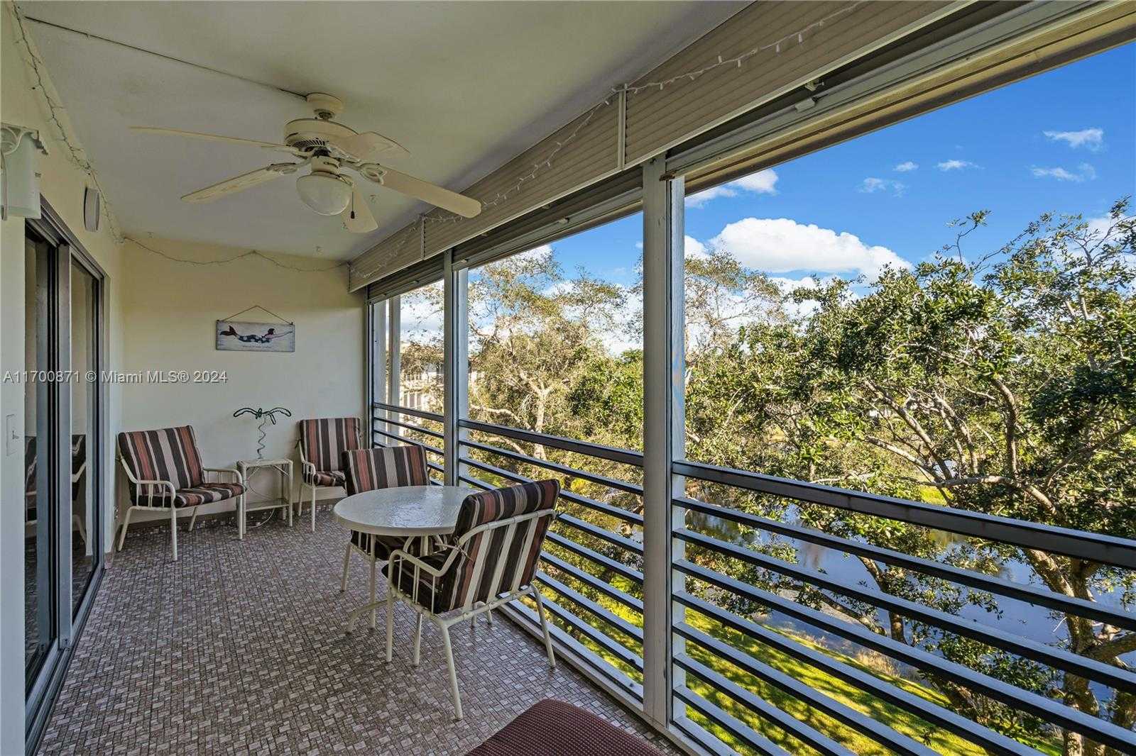 Small Image of 2101 LUCAYA BND #K4, Coconut Creek Number 13