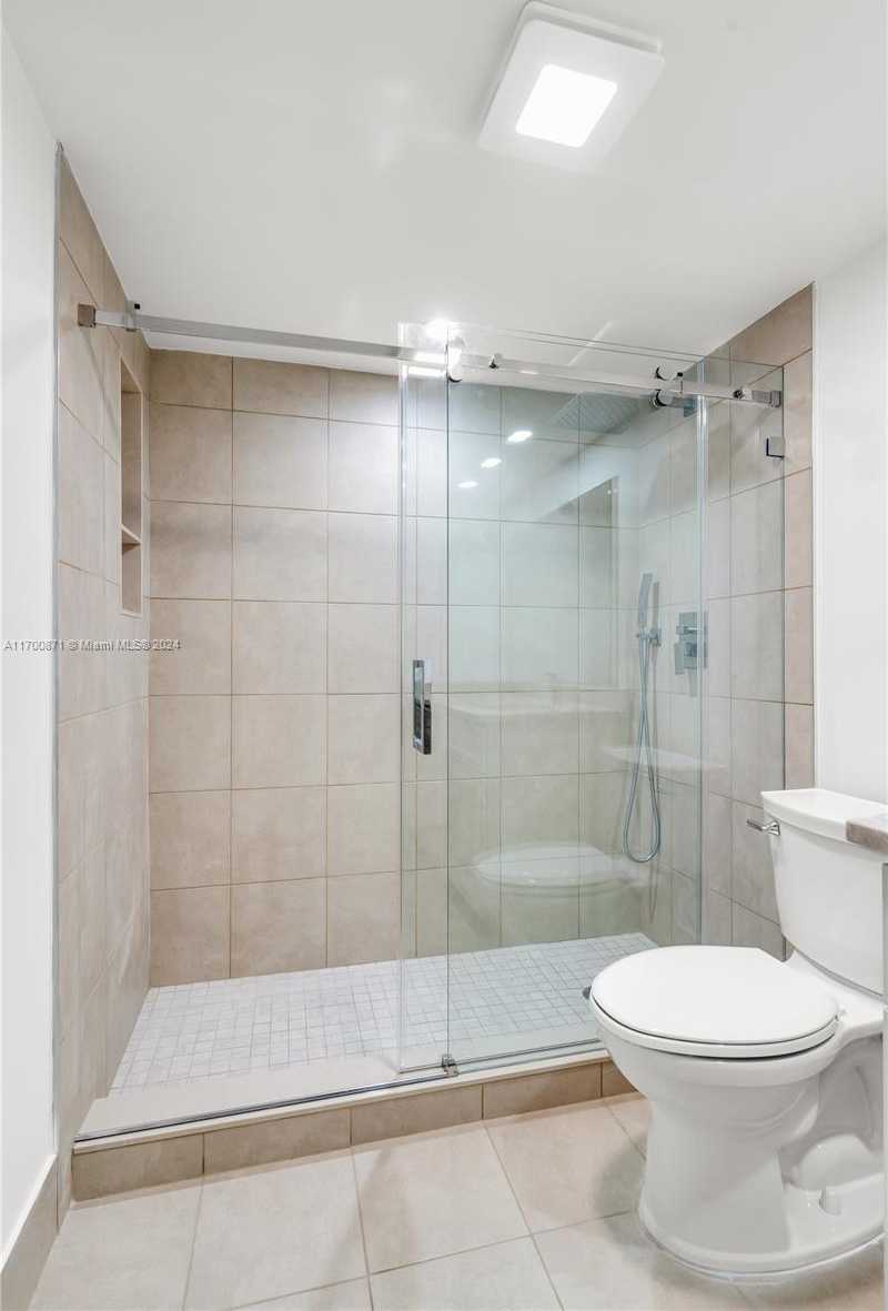 Small Image of 2101 LUCAYA BND #K4, Coconut Creek Number 18
