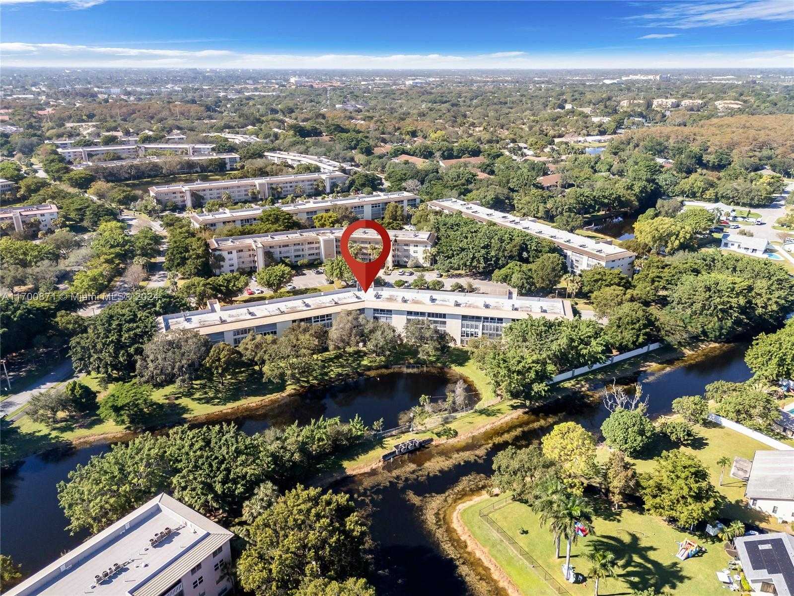 Small Image of 2101 LUCAYA BND #K4, Coconut Creek Number 26