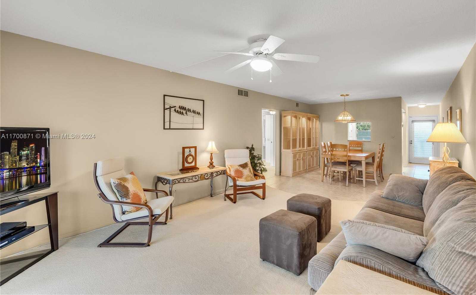 Small Image of 2101 LUCAYA BND #K4, Coconut Creek Number 9