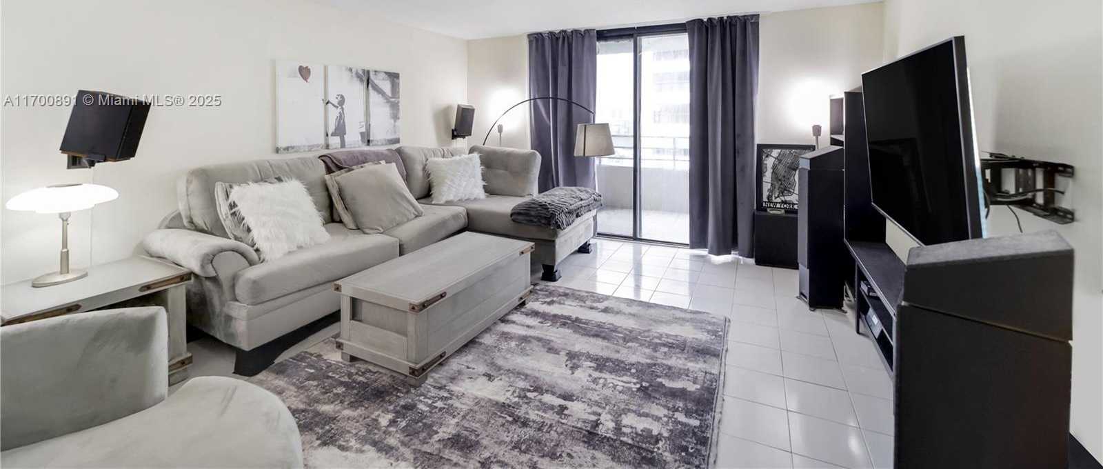 Small Image of 600 Three Islands Boulevard, Hallandale Beach, FL 33009, USA Number 4