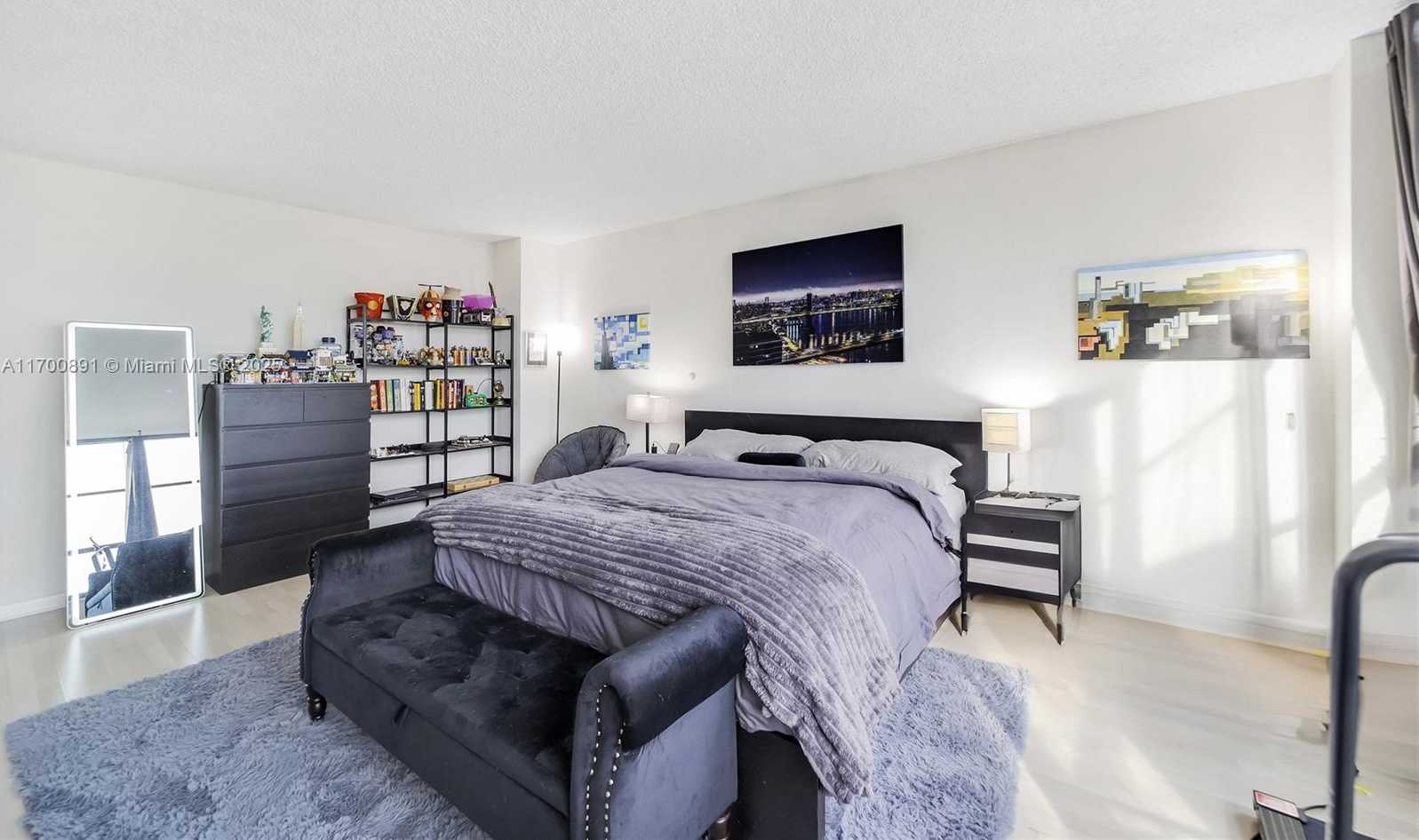 Small Image of 600 Three Islands Boulevard, Hallandale Beach, FL 33009, USA Number 44