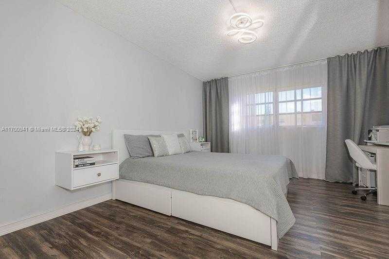 Small Image of 500 NORTH EAST 12TH AVE #605, Hallandale Beach Number 13