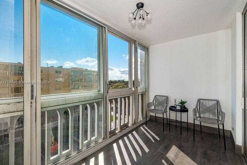 Small Image of 500 NORTH EAST 12TH AVE #605, Hallandale Beach Number 21