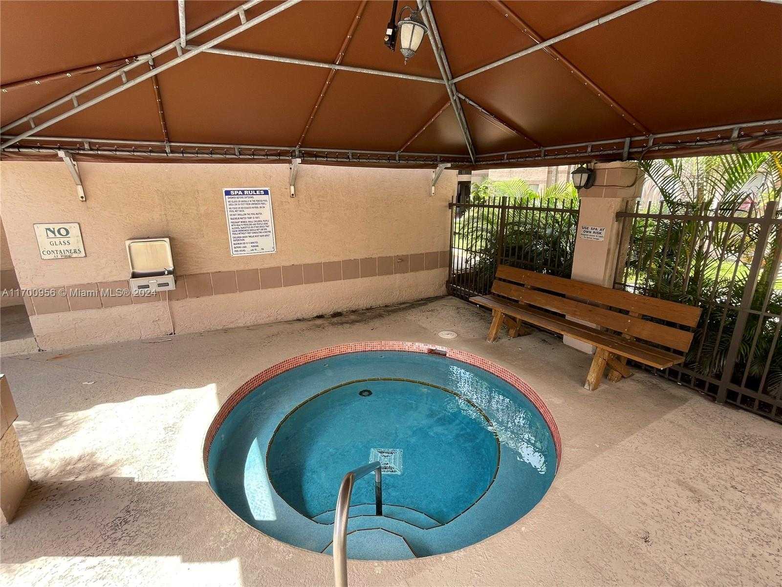 Small Image of 2826 SOUTH UNIVERSITY DR #3101, Davie Number 27