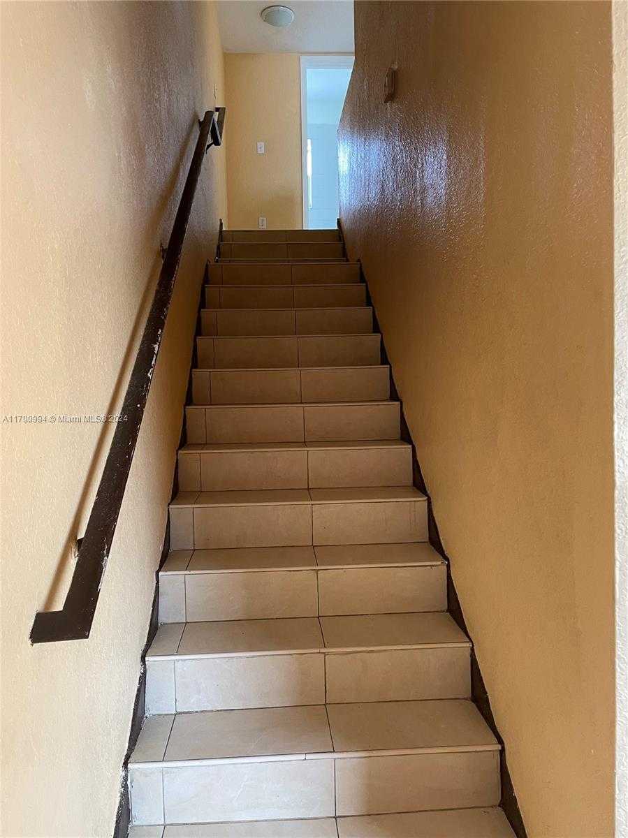 Small Image of 483 NORTH WEST 84TH LN #483, Miami Number 7
