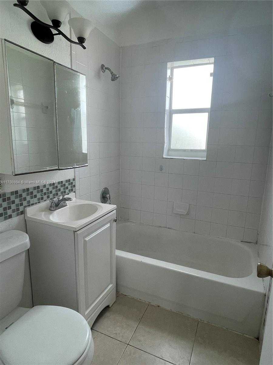 Small Image of 483 NORTH WEST 84TH LN #483, Miami Number 8