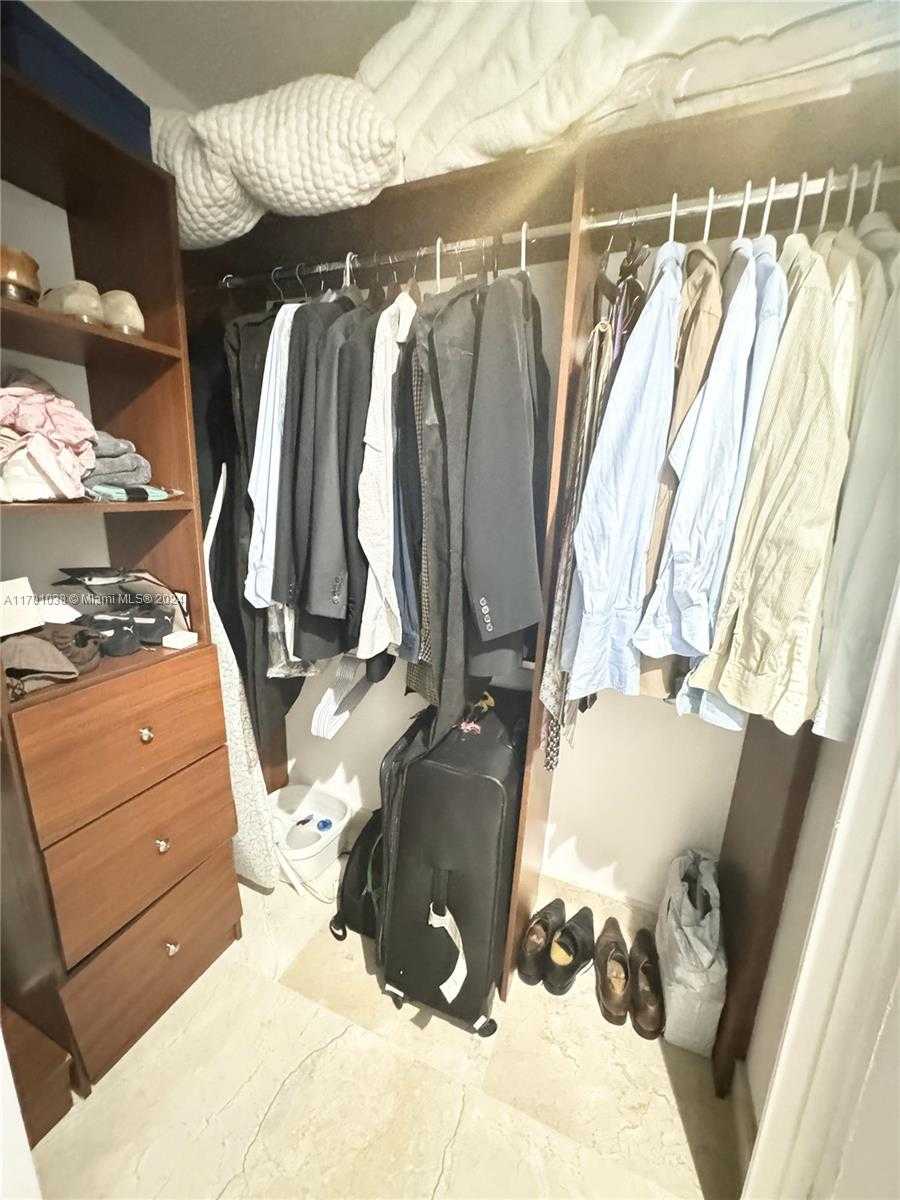 Small Image of 3131 NORTH EAST 188TH ST #2-707, Aventura Number 12