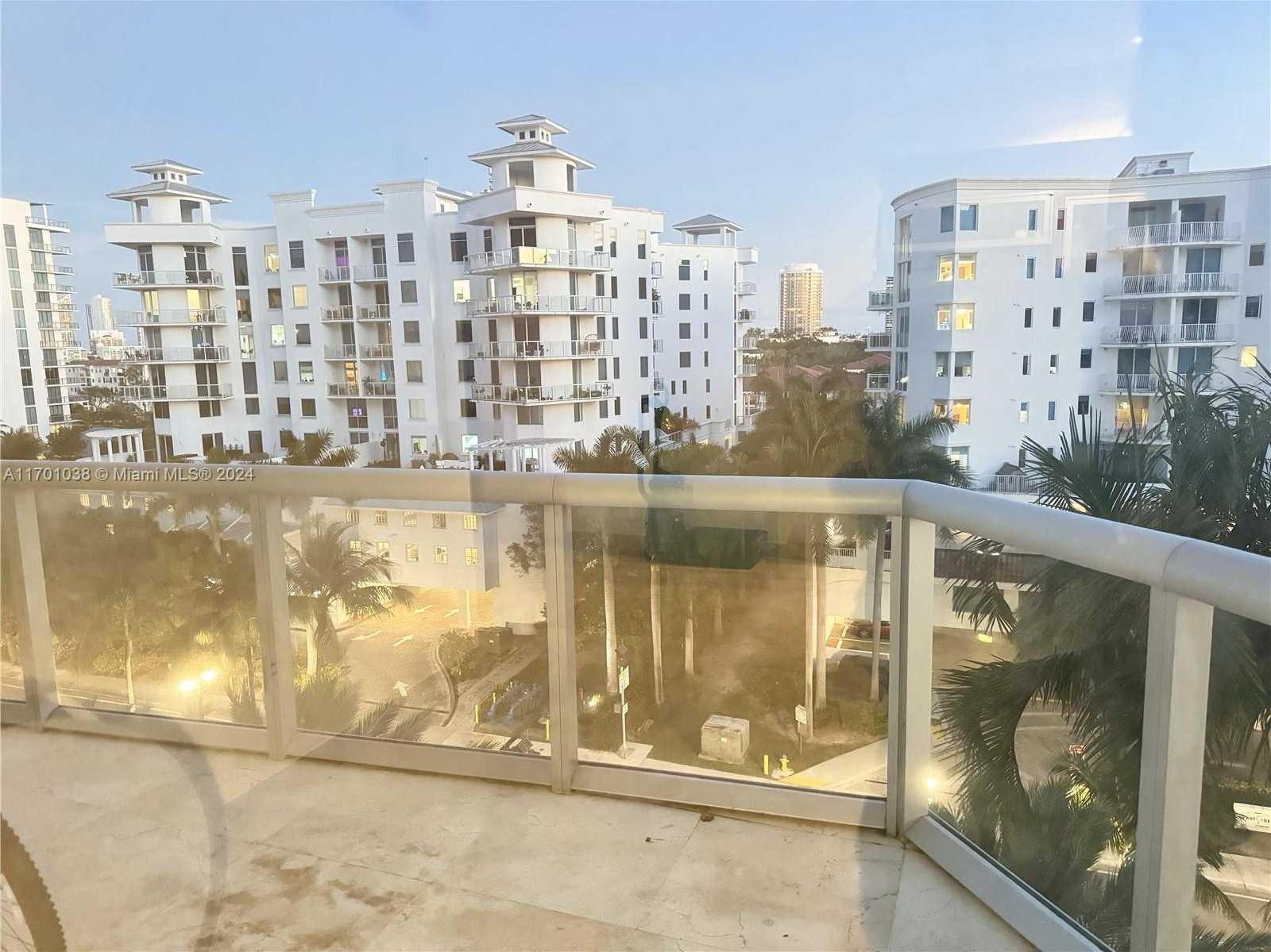 Small Image of 3131 NORTH EAST 188TH ST #2-707, Aventura Number 17
