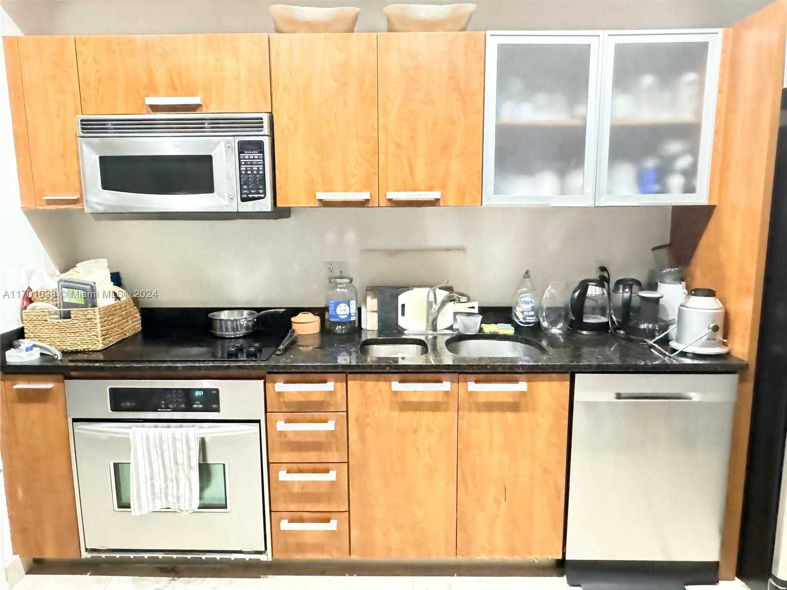 Small Image of 3131 NORTH EAST 188TH ST #2-707, Aventura Number 4