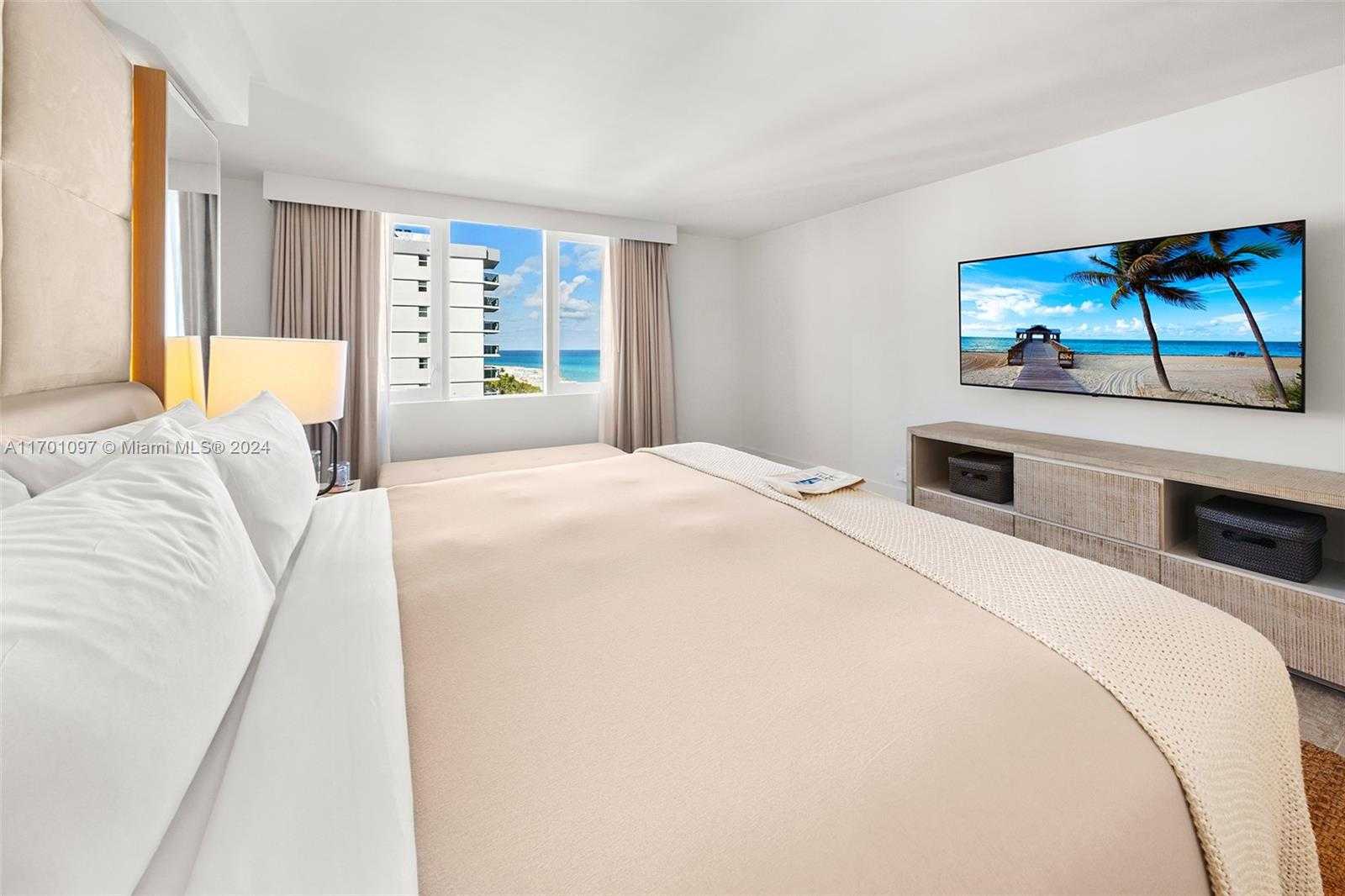 Small Image of 102 24TH ST #1215, Miami Beach Number 10