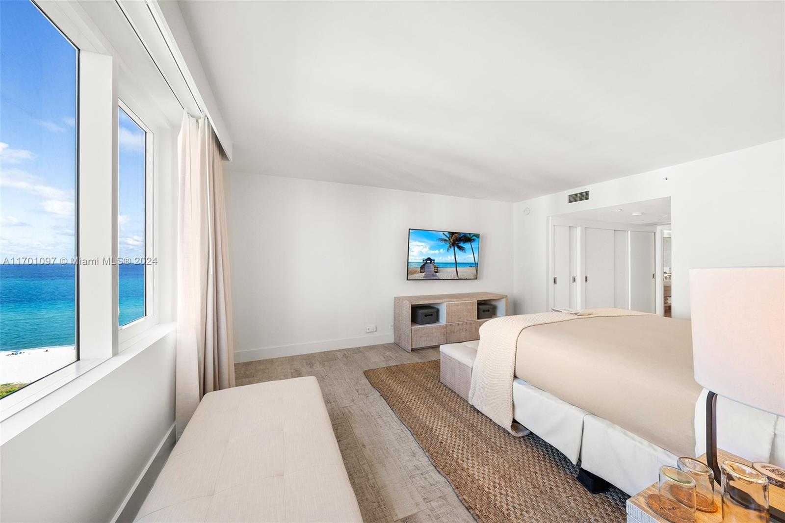 Small Image of 102 24TH ST #1215, Miami Beach Number 13