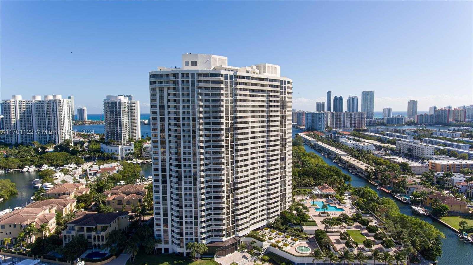 Small Image of 1000 WEST ISLAND BLVD #2611, Aventura Number 2