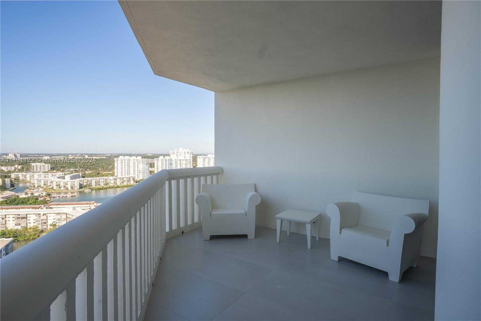 Small Image of 1000 WEST ISLAND BLVD #2611, Aventura Number 23