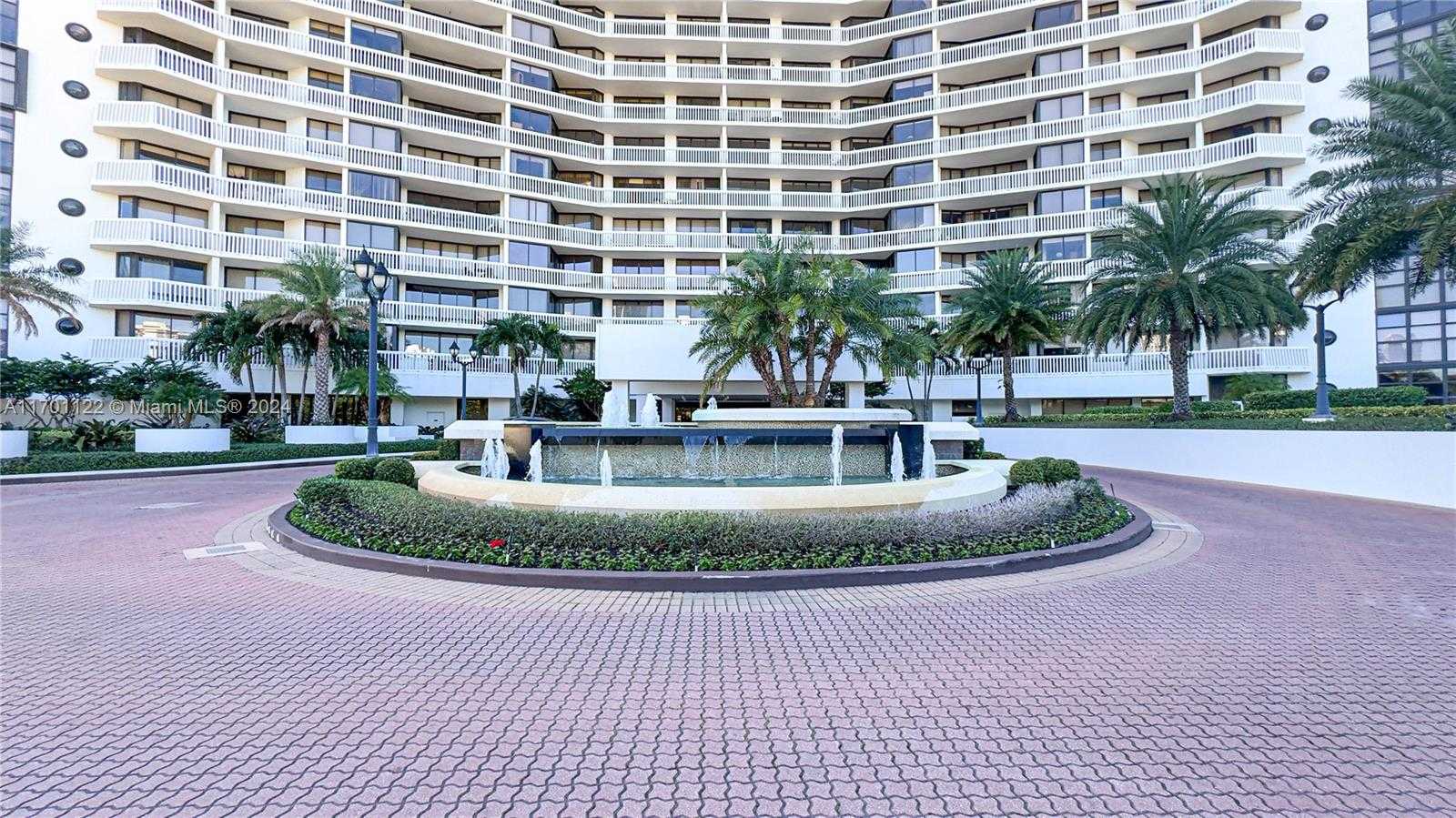 Small Image of 1000 WEST ISLAND BLVD #2611, Aventura Number 25