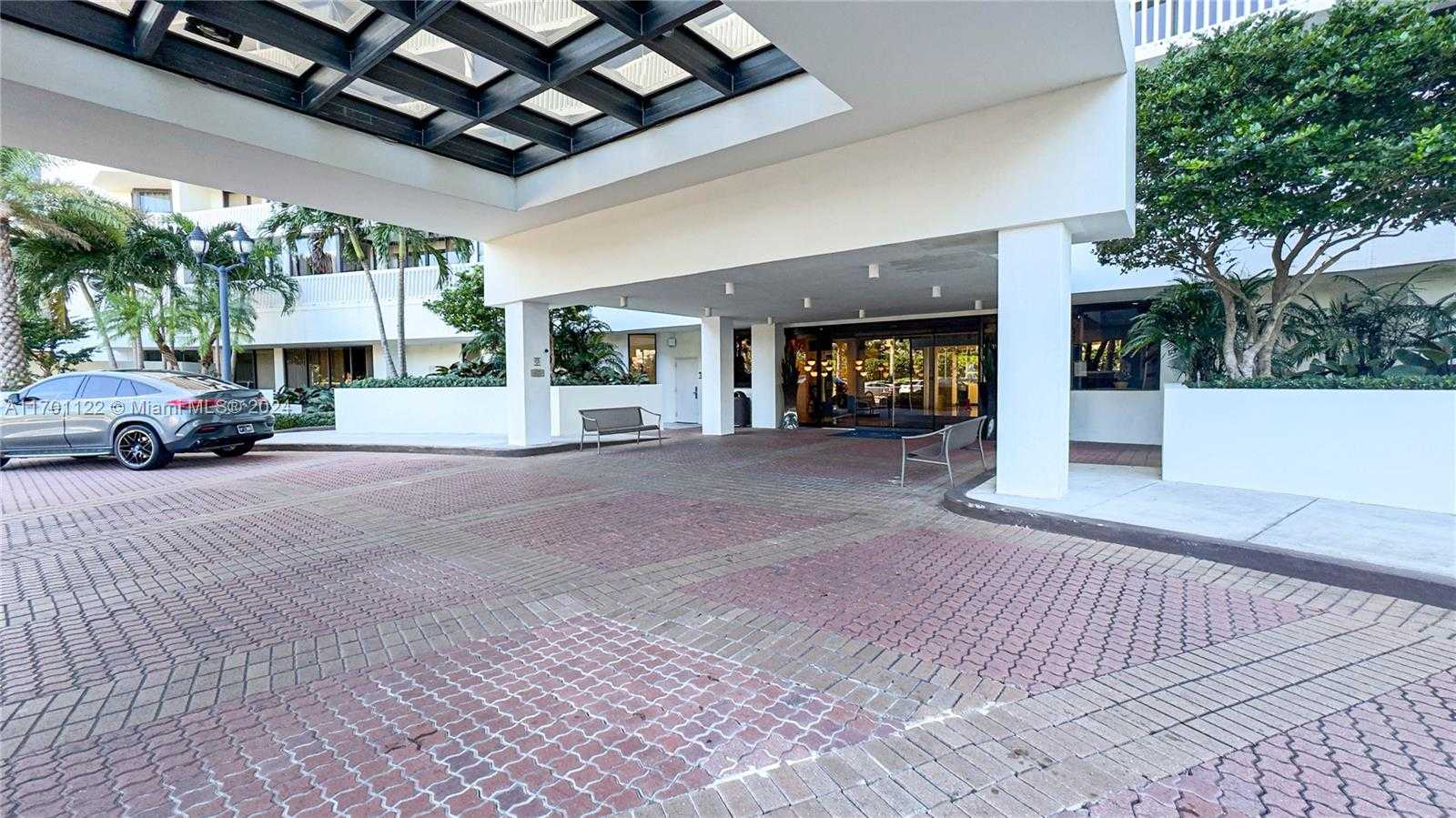 Small Image of 1000 WEST ISLAND BLVD #2611, Aventura Number 27