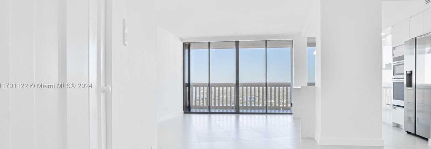 Small Image of 1000 WEST ISLAND BLVD #2611, Aventura Number 5