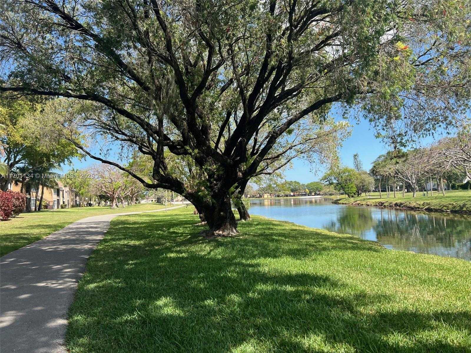 Small Image of 10670 SOUTH WEST 156 PL #304, Miami Number 22